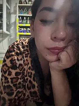 VictoriaaRose online show from 12-19-25, 05:32