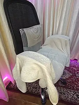 Curvy Pooja online show from 07-19-26, 01:47