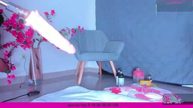 sophie 1  online show from 03-12-26, 03:45