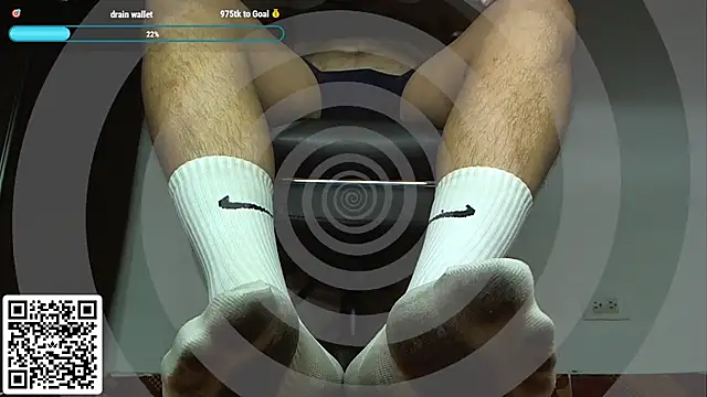 Snapshot of Alphacashmaster777 chatting on 06-17-26, 04:45 Alphacashmaster777 online show from 06-17-26, 04:45