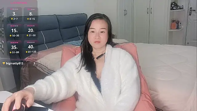 Huiwen163 online show from 12-16-25, 04:33