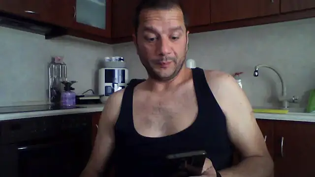 Snapshot of Billakos chatting on 06-11-26, 09:28 Billakos online show from 06-11-26, 09:28