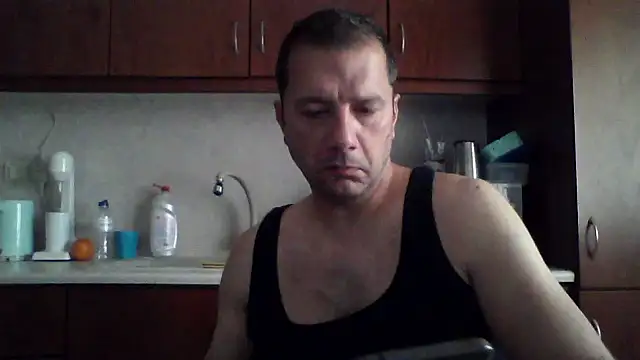 Snapshot of Billakos chatting on 06-16-26, 10:04 Billakos online show from 06-16-26, 10:04