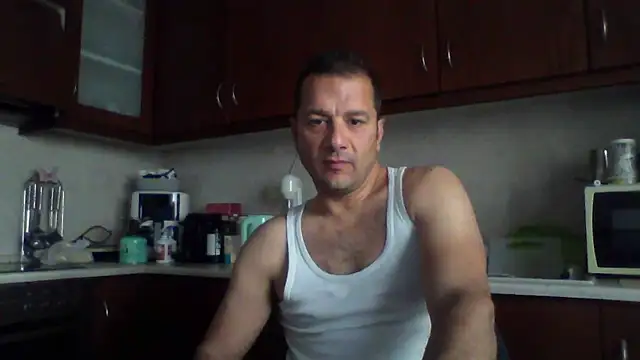 Snapshot of Billakos chatting on 05-05-26, 07:44 Billakos online show from 05-05-26, 07:44