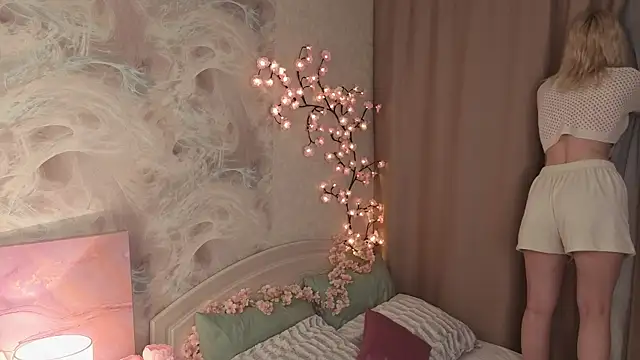 Ava Foxx1 online show from 11-28-25, 01:06