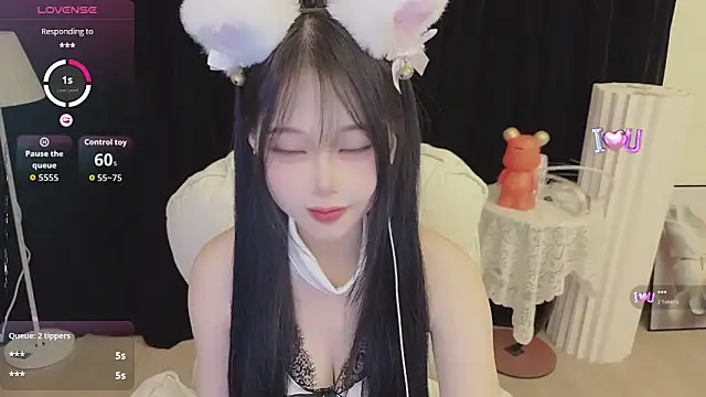 Snapshot of -Annababy chatting on 07-11-26, 01:00 -Annababy online show from 07-11-26, 01:00