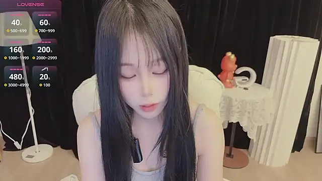 Snapshot of -Annababy chatting on 06-22-26, 10:56 -Annababy online show from 06-22-26, 10:56