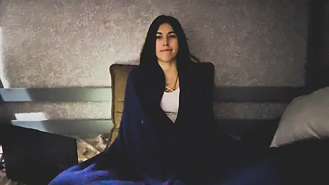 Snapshot of StarYeadon chatting on 12-18-25, 06:29 StarYeadon online show from 12-18-25, 06:29