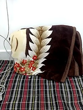 Triptii 0 online show from 12-04-25, 07:02