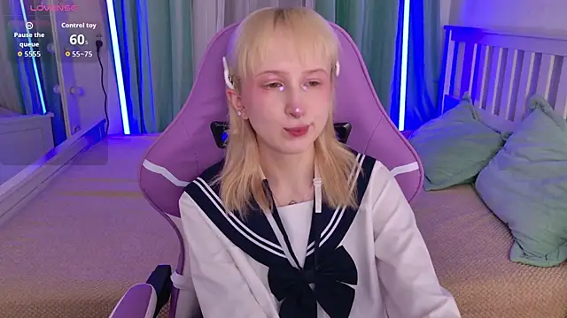 Snapshot of _Babyface_ chatting on 07-22-26, 07:21 Babyface online show from 07-22-26, 07:21