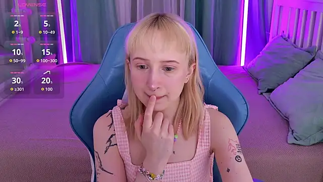 Snapshot of _Babyface_ chatting on 04-23-26, 01:46 Babyface online show from 04-23-26, 01:46