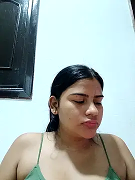 Snapshot of virgin_cunt chatting on 01-08-26, 12:22 virgin cunt online show from 01-08-26, 12:22