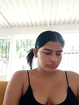 Snapshot of virgin_cunt chatting on 01-14-26, 12:20 virgin cunt online show from 01-14-26, 12:20