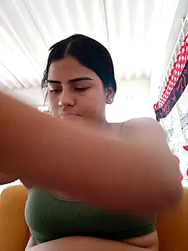 Snapshot of virgin_cunt chatting on 01-06-26, 12:31 virgin cunt online show from 01-06-26, 12:31