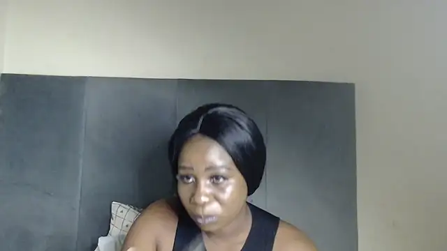 Chocolatebae86 online show from 03-19-26, 04:40