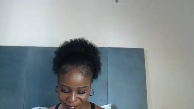 Chocolatebae86 online show from 03-14-26, 12:00