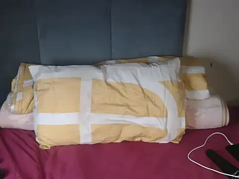 Chocolatebae86 online show from 12-03-25, 07:57