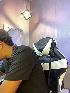 Snapshot of Brand_Collins chatting on 02-27-26, 11:21 Brand Collins online show from 02-27-26, 11:21