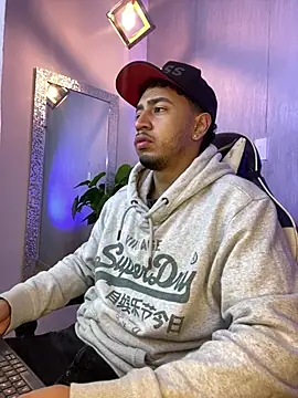 Snapshot of Brand_Collins chatting on 02-28-26, 11:43 Brand Collins online show from 02-28-26, 11:43