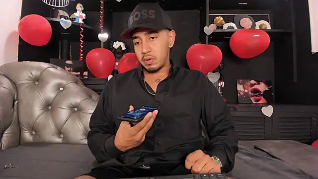 Snapshot of Brand_Collins chatting on 02-15-26, 01:06 Brand Collins online show from 02-15-26, 01:06