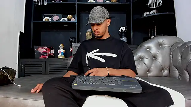 Brand Collins online show from 01-09-26, 07:21