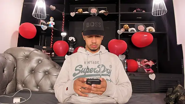 Snapshot of Brand_Collins chatting on 02-15-26, 11:53 Brand Collins online show from 02-15-26, 11:53