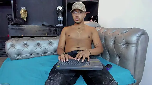 Brand Collins online show from 12-03-25, 09:03