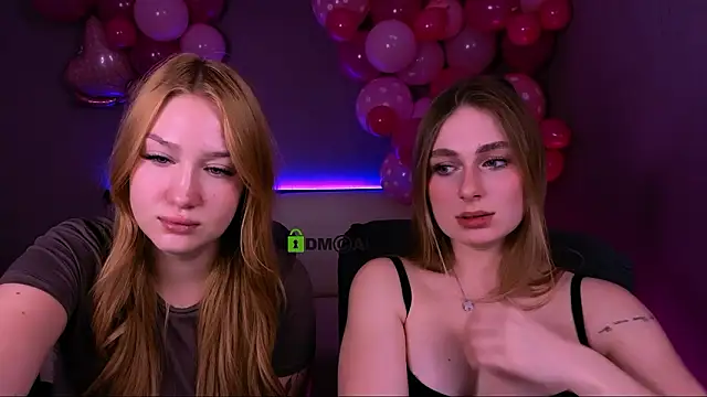 Snapshot of mary_meow_hot chatting on 02-13-26, 02:33 mary meow hot online show from 02-13-26, 02:33