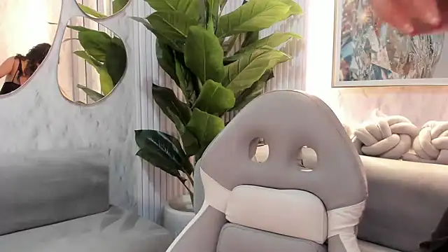 sarah sluty online show from 03-27-26, 08:26