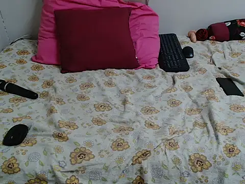 KittyPussyZA online show from 06-10-26, 05:03