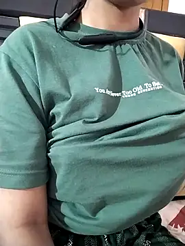 RASHMI SHARMA9 online show from 04-11-26, 05:48