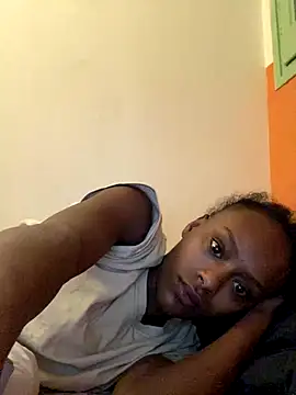    Hannah    online show from 12-14-25, 09:26