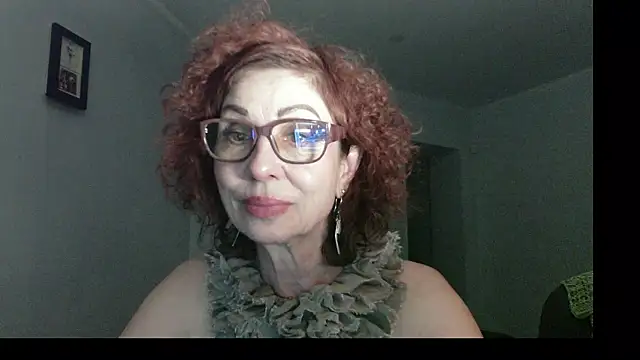 Snapshot of Kelly_Flurr chatting on 05-21-26, 04:48 Kelly Flurr online show from 05-21-26, 04:48