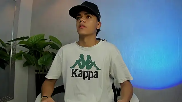 Isaac Collins  online show from 12-03-25, 07:35