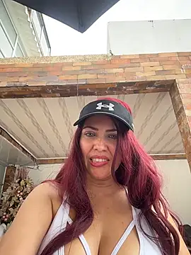 IsaSantoDomingo online show from 12-03-25, 02:38