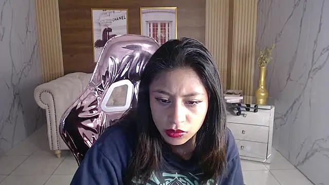 serabella s online show from 11-29-25, 01:00