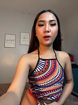 Diannellove online show from 02-17-26, 05:54