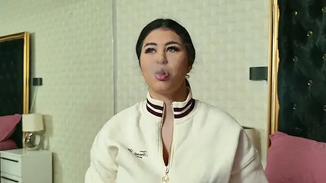 MegaBoobsDeee online show from 12-23-25, 04:56