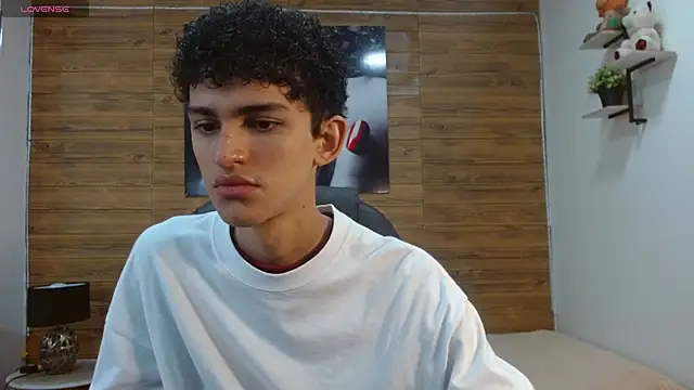 Michaelkoiv online show from 11-26-25, 12:49