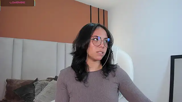 Scarlett musik online show from 01-18-26, 05:11