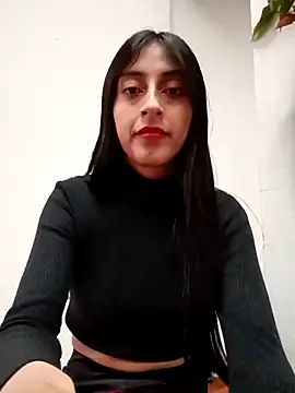 Im Kloe online show from 12-15-25, 08:03