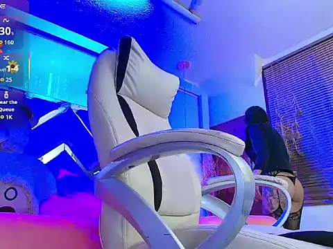 Dark Dominika online show from 12-04-25, 01:26