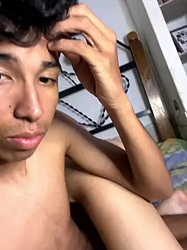 aurora 082 online show from 12-21-25, 10:21