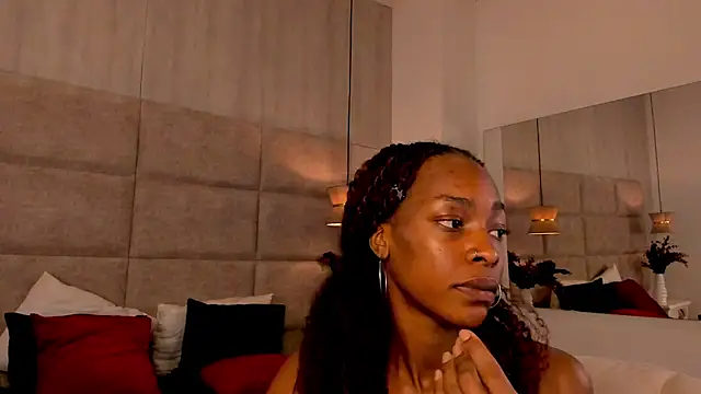 Snapshot of GenesisJordan chatting on 07-31-26, 09:23 GenesisJordan online show from 07-31-26, 09:23