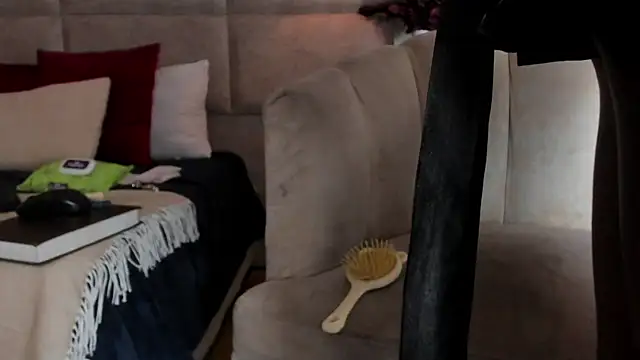 GenesisJordan online show from 04-09-26, 09:54