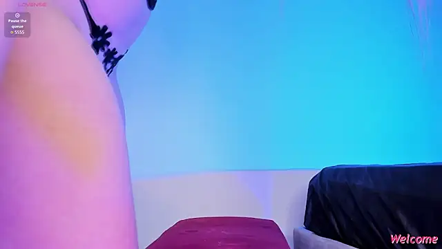 Anthonela art online show from 01-17-26, 01:37