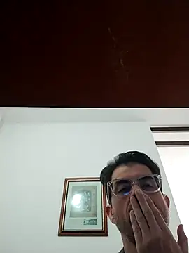 Fuegosutil online show from 01-10-26, 06:36