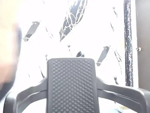 simonm667 online show from 04-05-26, 08:15