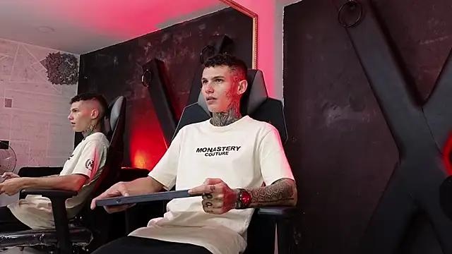 Paulo 527 online show from 12-18-25, 09:07