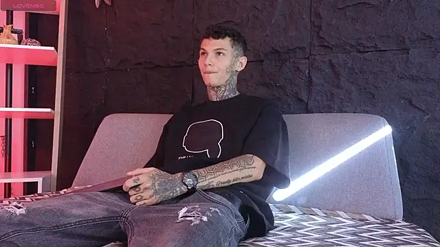 Paulo 527 online show from 02-14-26, 08:53